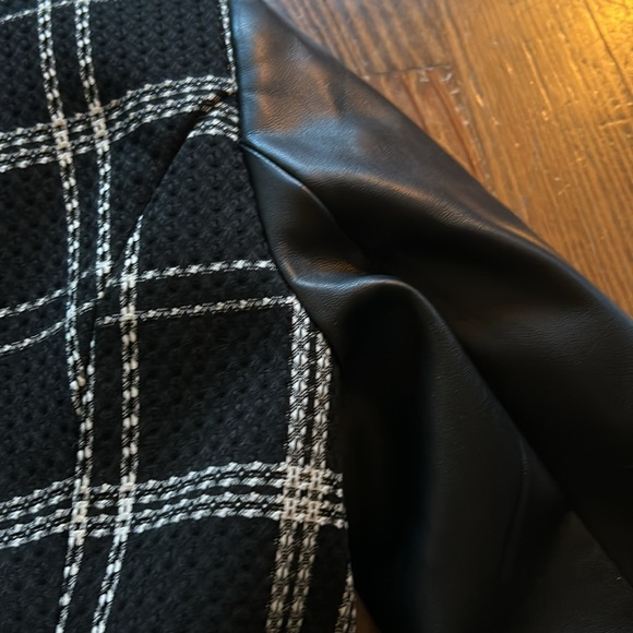 BEBE PLAID MOTO JACKET black white size 00 NWT - Picture 10 of 12